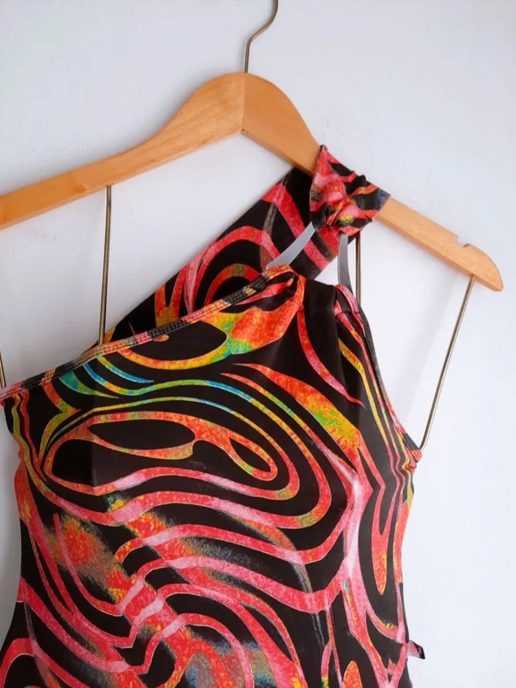maiô estampado animal print rosa com preto com fivela