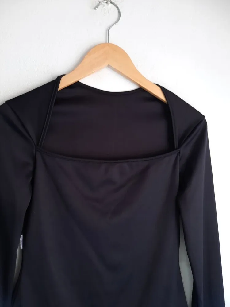 blusa preta manga longa p