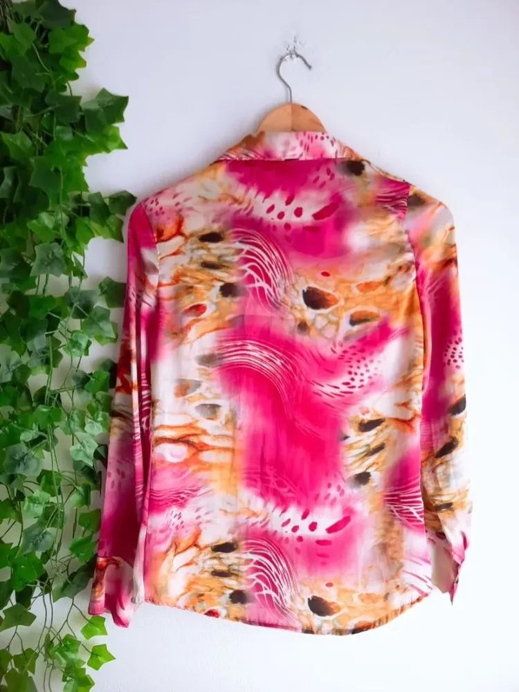 camisa rosa estampada