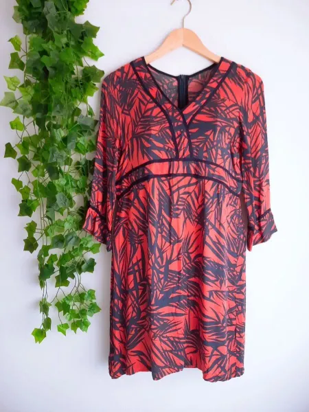 vestido estampado folhagem laranja p