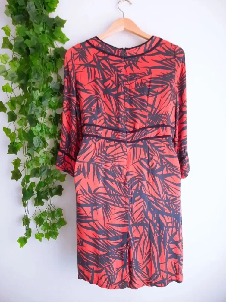 vestido estampado folhagem laranja p