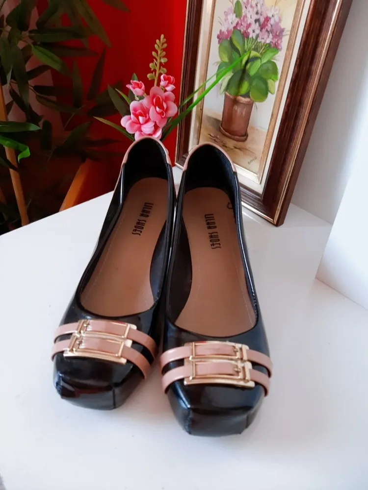 sapato lilha shoes salto bloco bico quadrado preto bege