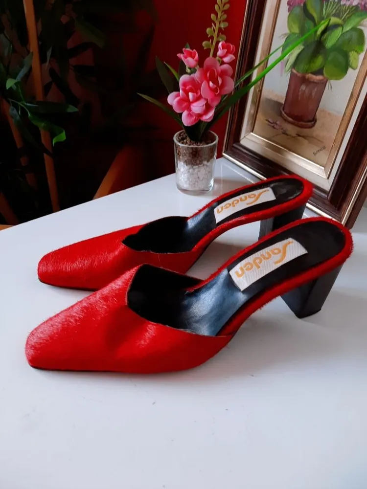 tamanco mule sanden vermelho bico fino 34