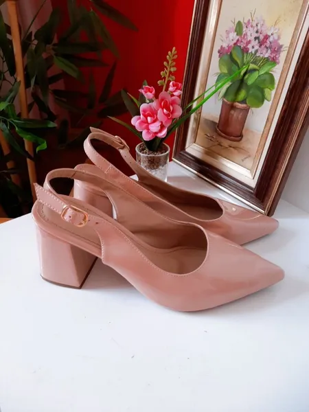 scarpin slingback dx bege verniz 37