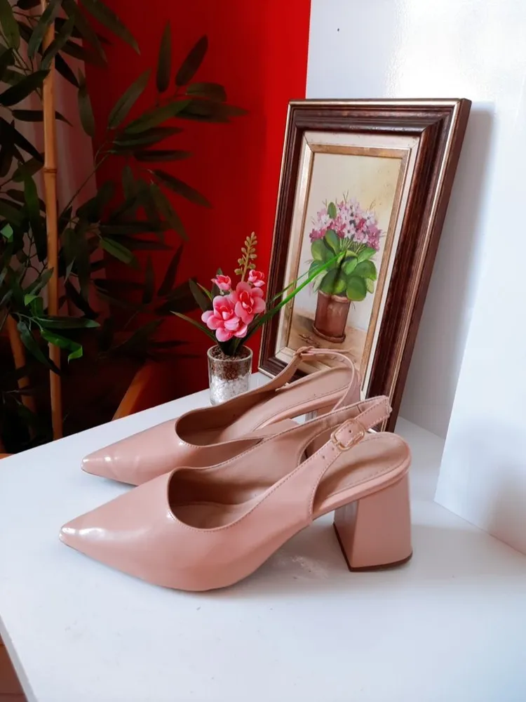 scarpin slingback dx bege verniz 37