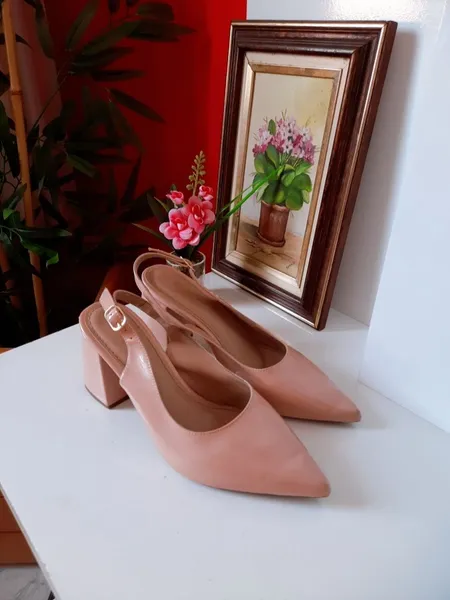 scarpin slingback dx bege verniz 37