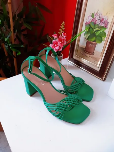 sandália via uno salto bloco trançada verde 35