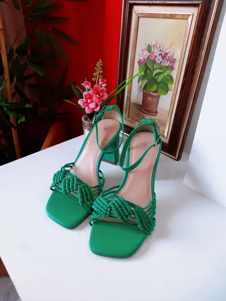 sandália via uno salto bloco trançada verde 35