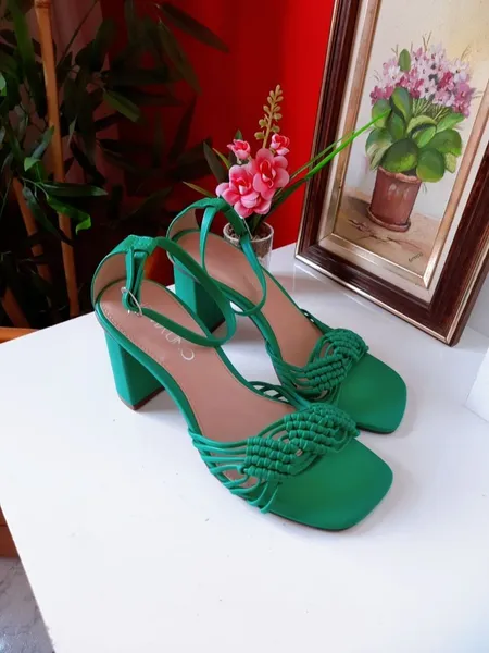 sandália via uno salto bloco trançada verde 35