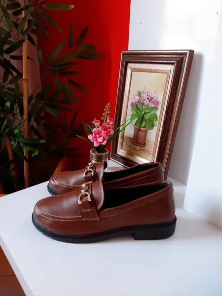 mocassim lazzlu loafer marrom fivela 38