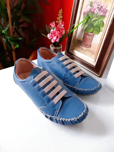 tênis mocatenis feminino couro azul 37