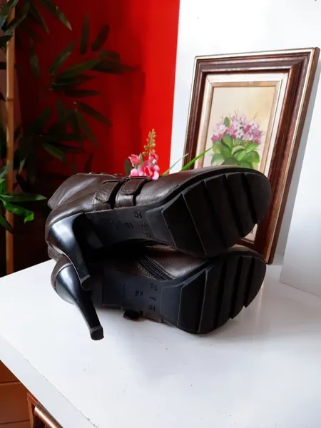 bota cisi couro marrom 38