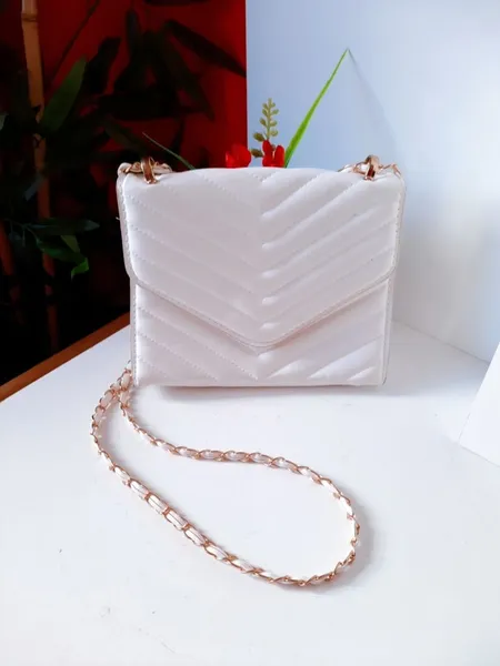 bolsa tranversal tiracolo branca chevron shein