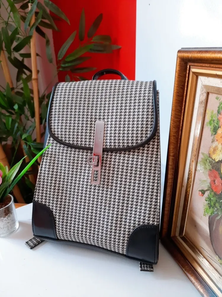 mochila chenson pied de poule preto e branco