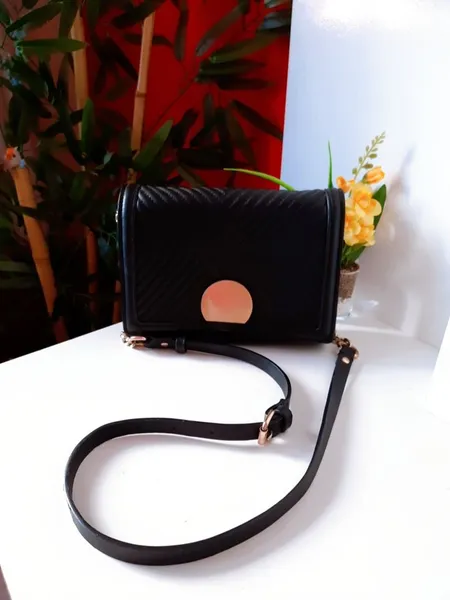 bolsa preta zara