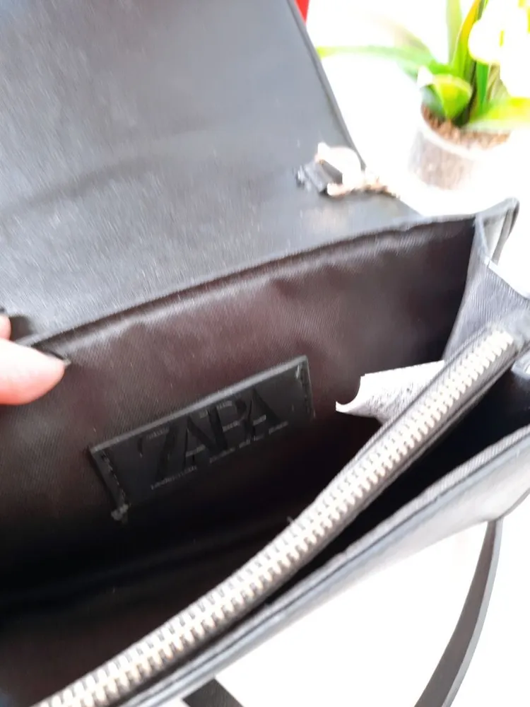 bolsa preta zara