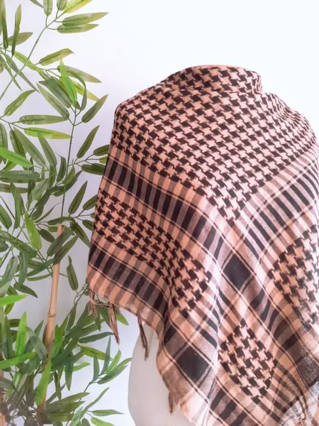 echarpe grande xadrez quadriculado marrom com preto