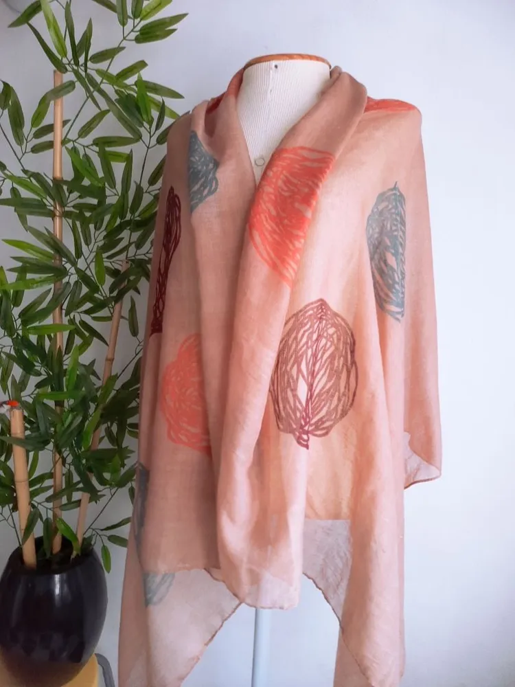 echarpe grande bege estampado