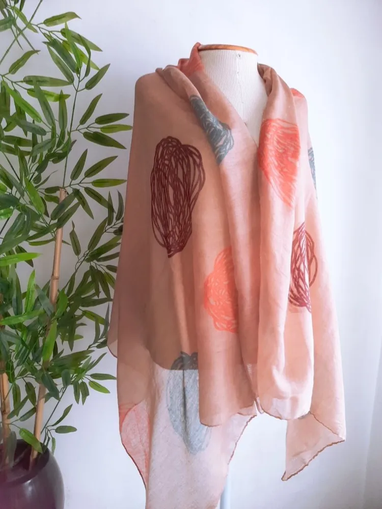 echarpe grande bege estampado