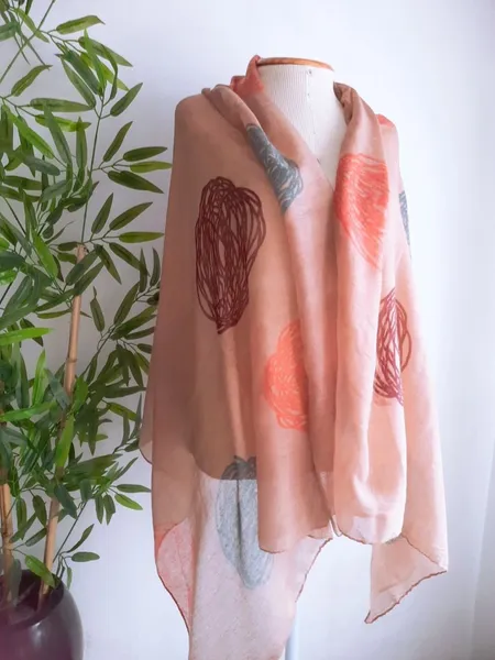 echarpe grande bege estampado