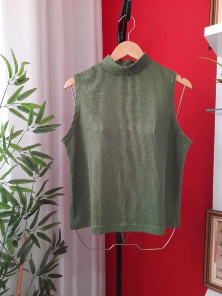 blusa gola alta americana gg verde
