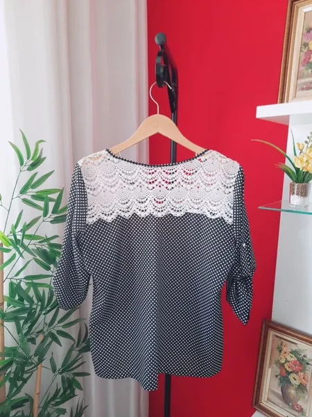 blusa poá r&c com renda g