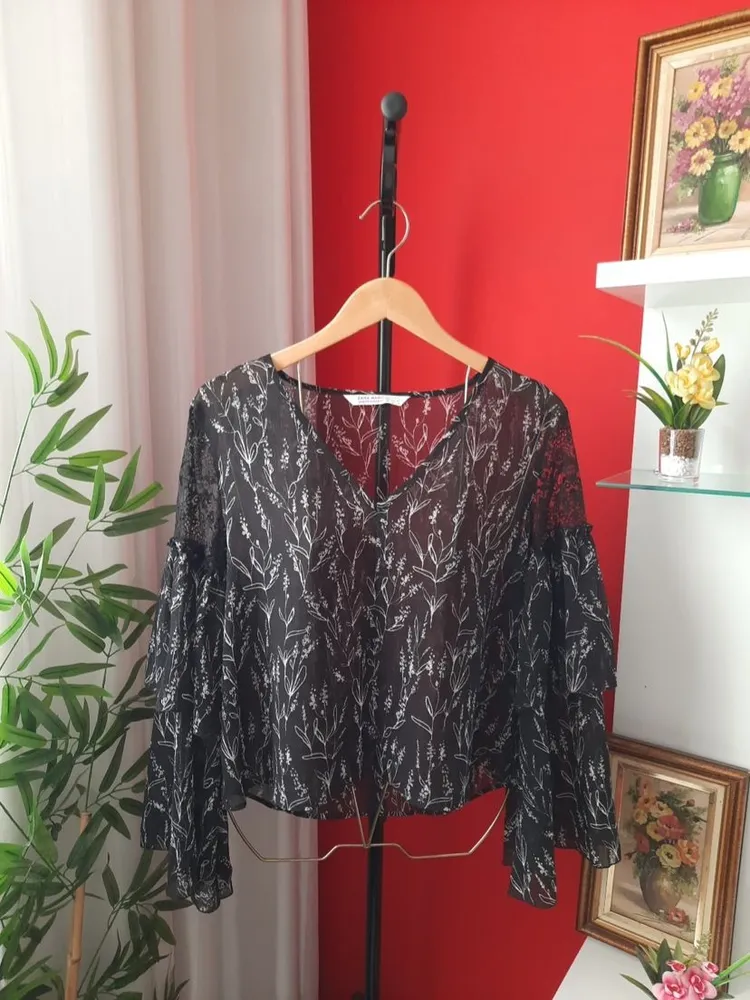 blusa zara floral manga flare m
