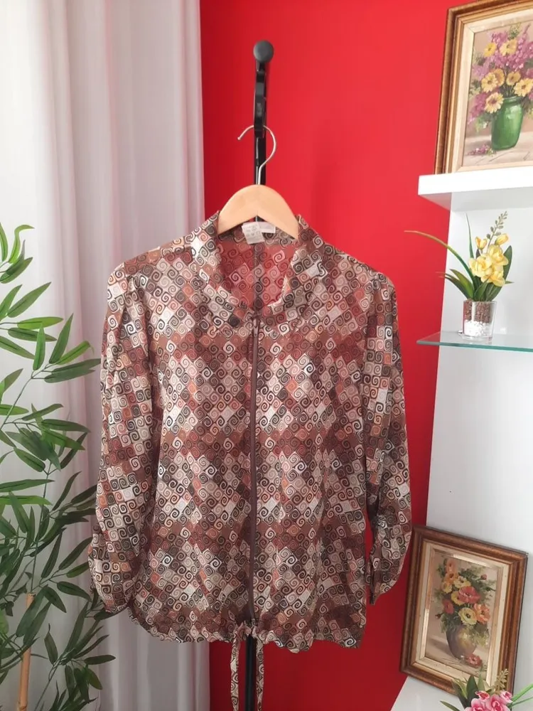 camisa estampada poliéster g
