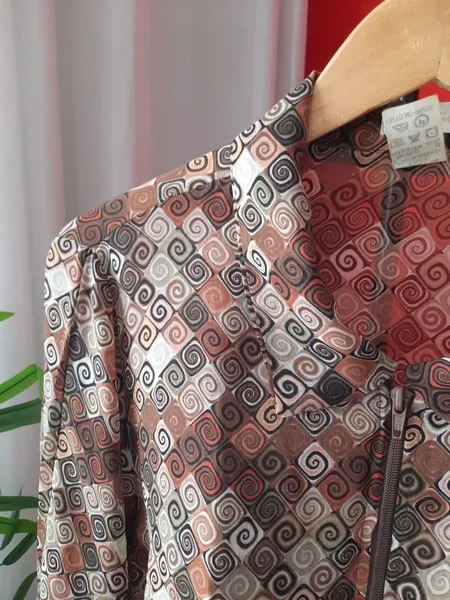 camisa estampada poliéster g