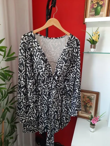 kimono estampado preto e branco g