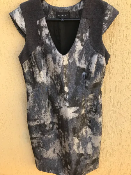Vestido De Festa Midi Da Marca Alcaçuz