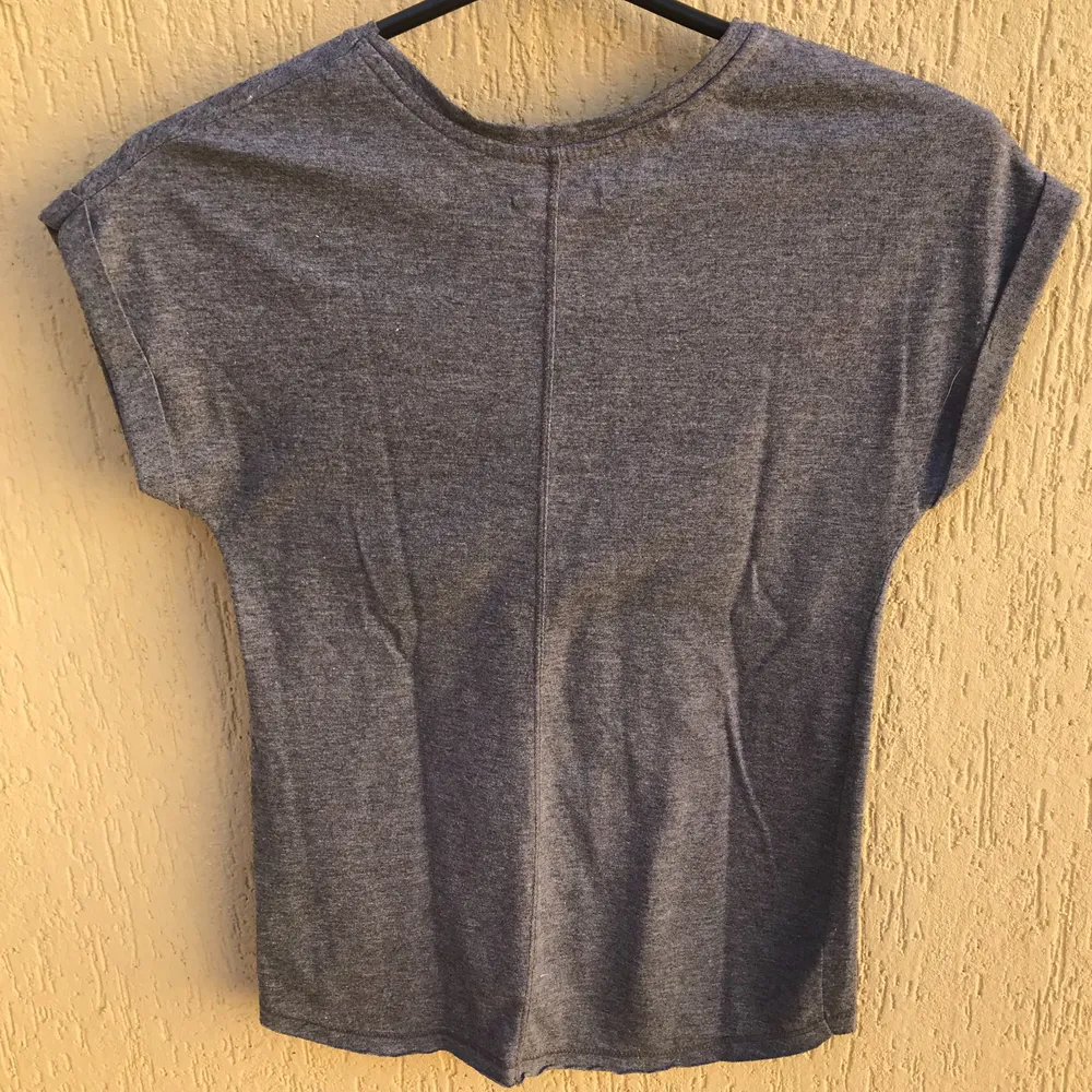 Camiseta Cinza Estampada Da Marca Le Lis Petit