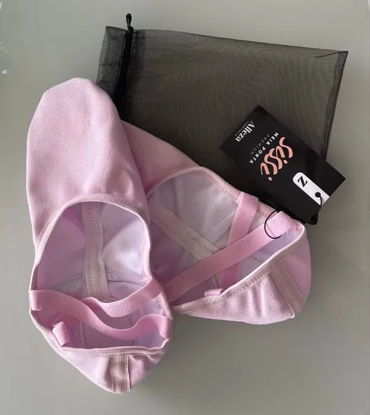 Sapatilha meia ponta rosa Alleza com sola dividida