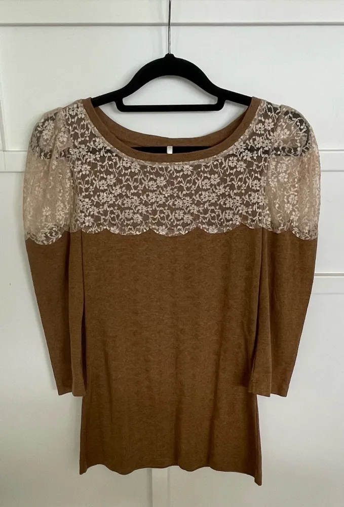 Blusa manga 7/8 Maria Filó estilosa em ótimo estado