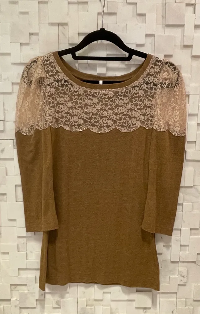 Blusa manga 7/8 Maria Filó estilosa em ótimo estado