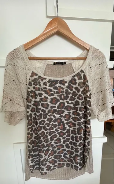Linda blusa manga curta Maria Filó excelente estado