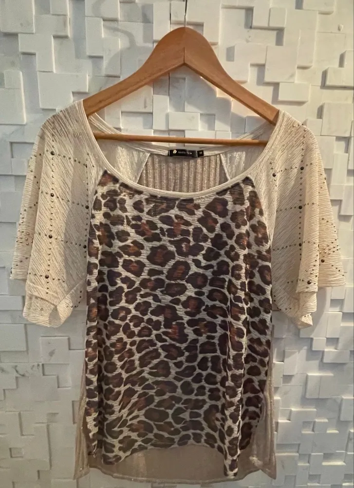Linda blusa manga curta Maria Filó excelente estado
