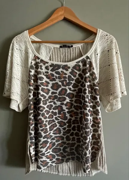 Linda blusa manga curta Maria Filó excelente estado