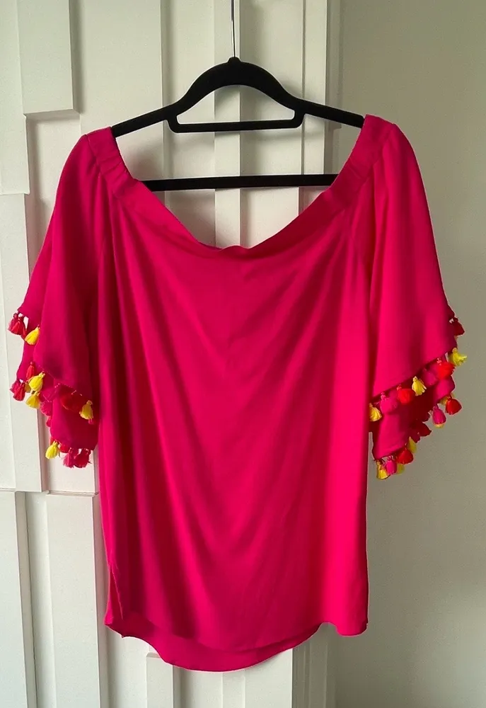 Linda blusa Shoulder pink mangas curtas duplas