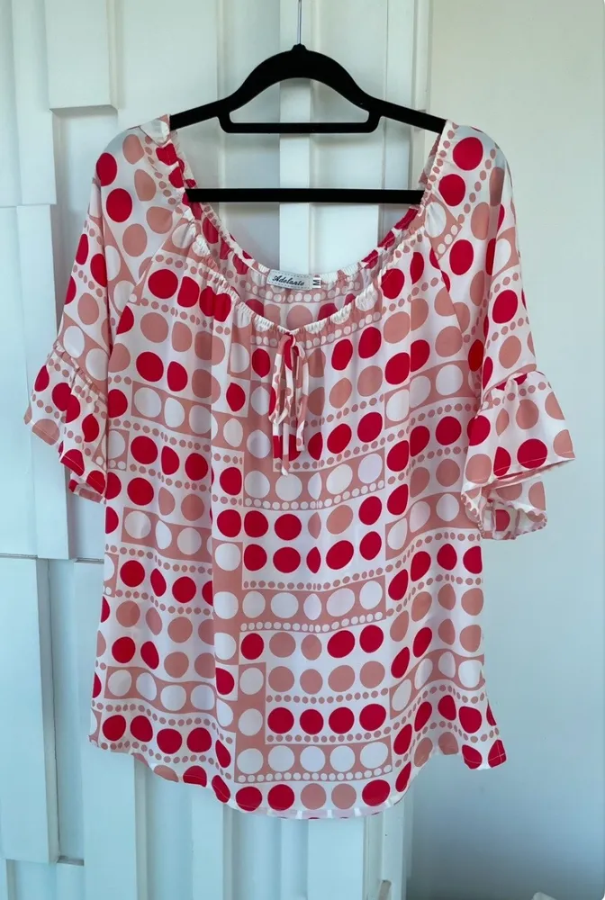 Linda blusa estilo ciganinha super estilosa