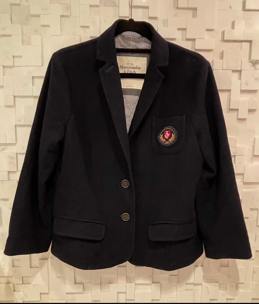 Lindo blazer azul-marinho de lãzinha forrado super elegante