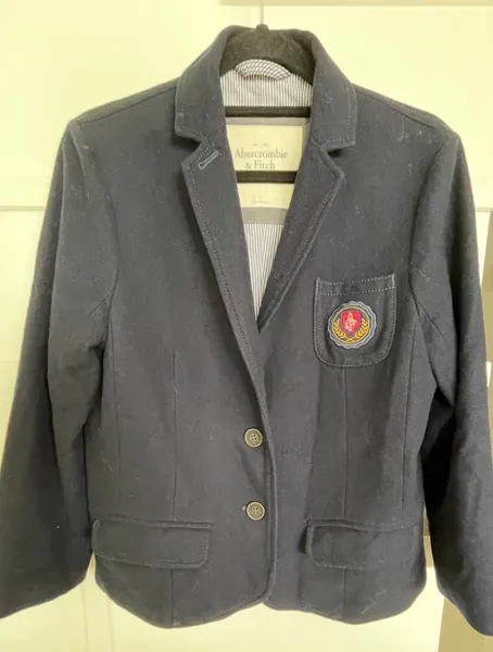 Lindo blazer azul-marinho de lãzinha forrado super elegante
