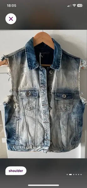 Lindo colete jeans Dirty Shoulder original com etiqueta