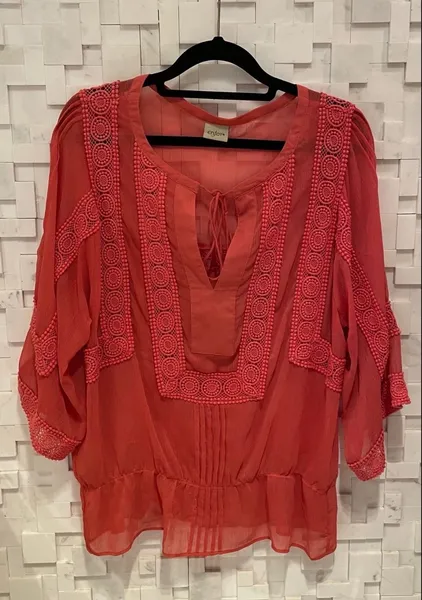Linda blusa feminina atemporal estilo bata