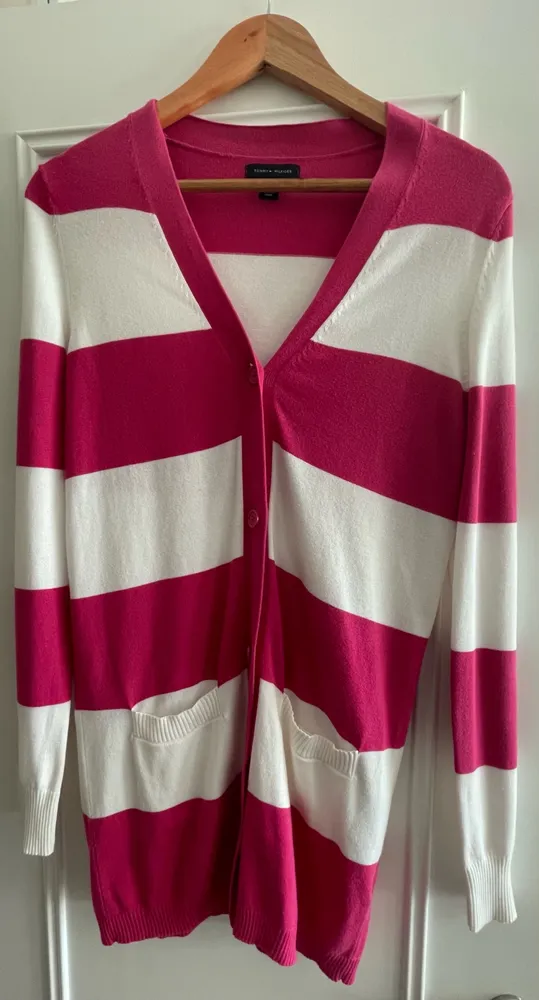 Lindo cardigan feminino listrado aberto com botões