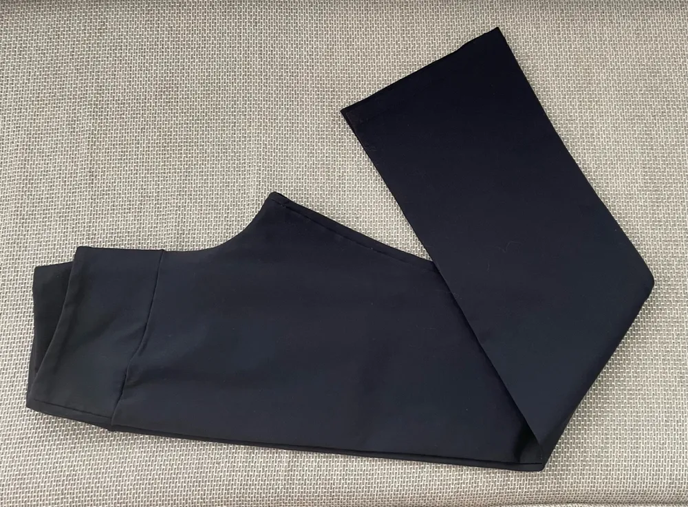 Calça legging fitness reta preta sem avarias