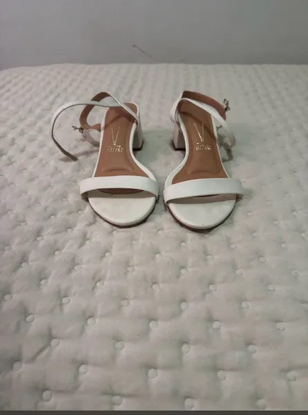 sandalia  off white