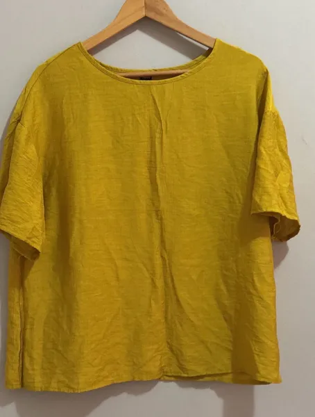 lindo conjunto cor mostarda sem uso tamanho g