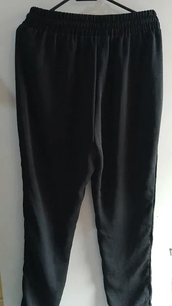 calça tipo saruel