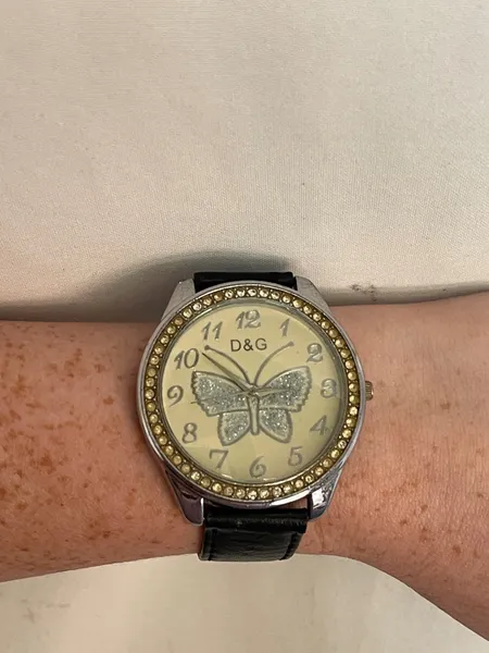relógio dolce e gabbana glam retrô borboleta vintage mcblin